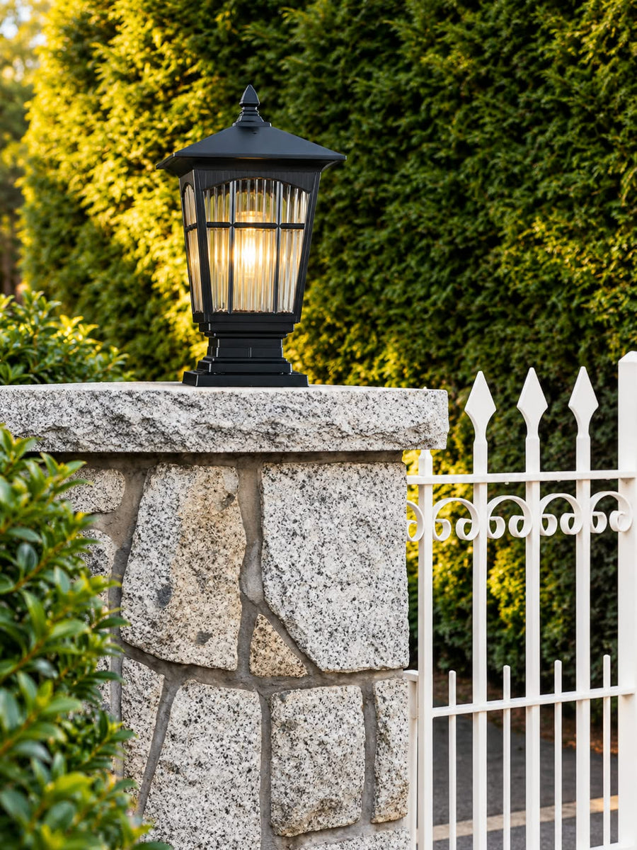 Black Outdoor Garden Lantern – Premium Aluminium &amp; Glass